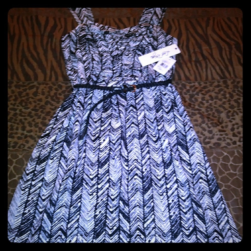 Adorable Love Reigns Summer Dress